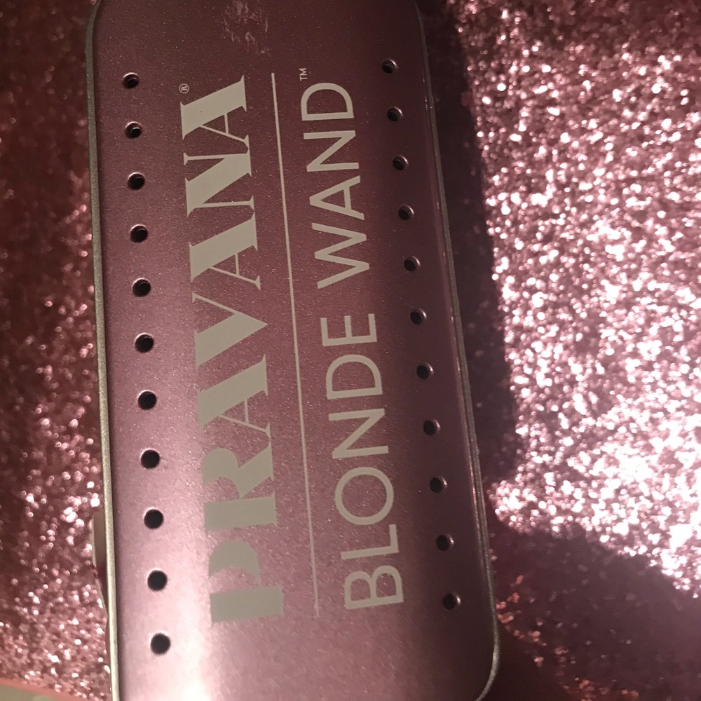 Pravana blonde wand